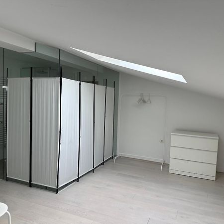 Black & White Apartments Rozna Dolina Lublaň Exteriér fotografie